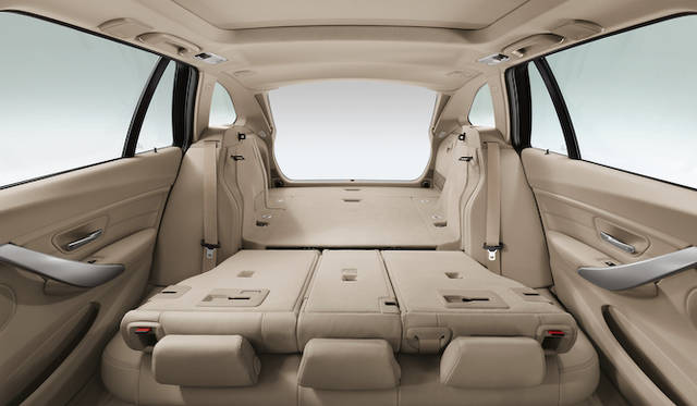 <strong>BMW 3 series touring｜ビー・エム・ダブリュー 3シリーズ ツーリング</strong>