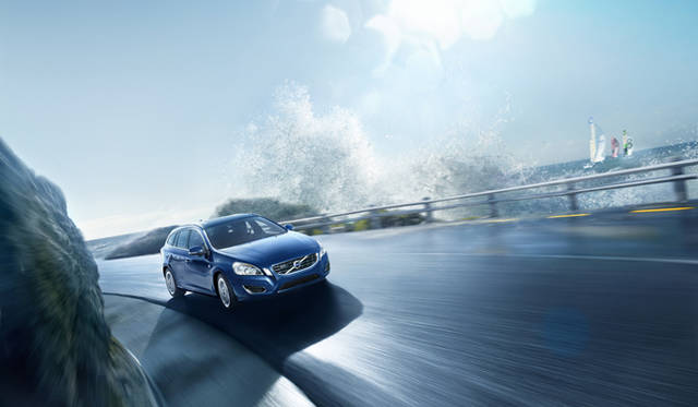 <strong>VOLVO V60 Ocean Race Edition｜ボルボ V60 オーシャンレース・エディション</strong>