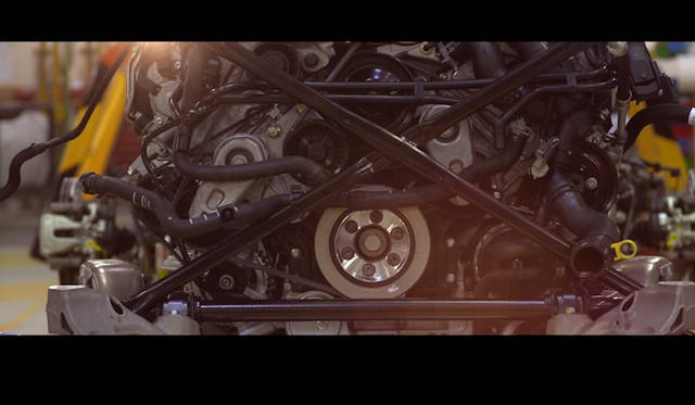 <strong>Jaguar F-TYPE｜ジャガー Fタイプ</strong>