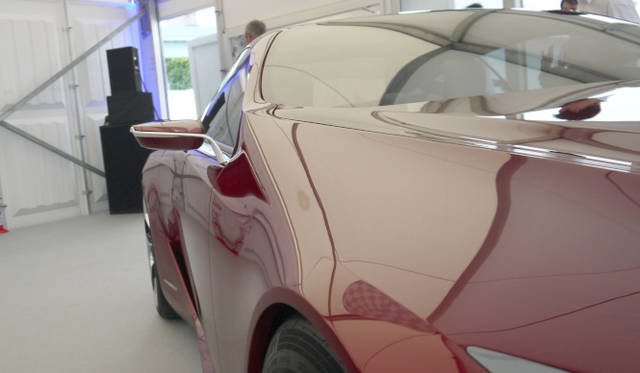 <strong>Lexus Spindle Night｜レクサス スピンドル ナイト</strong><br />LF-LCは日本初公開