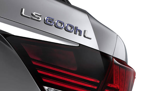 <strong>LEXUS LS600h｜レクサス LS600h</strong>