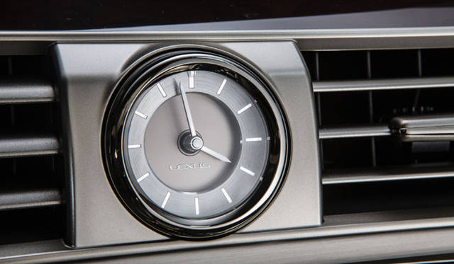 <strong>LEXUS LS460｜レクサス LS460</strong>