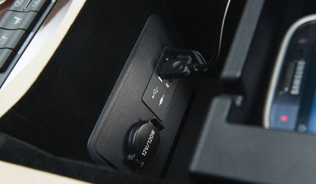 <strong>LEXUS LS460｜レクサス LS460</strong>