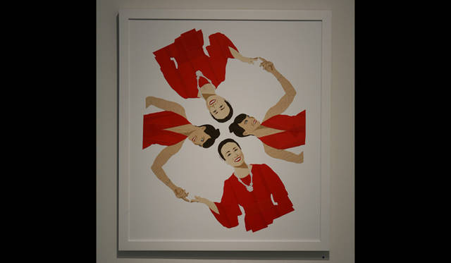 <strong>ART│『ホームアゲイン－Japanを体験した10人のアーティスト』展</strong><br />メアリー＝エリザベス・ヤーボロー<br />「お目にかかれて嬉しいです」／2007年／ダクトテープ、コンタクトペーパー／63.0×56.0 cm