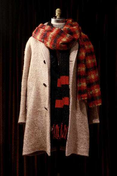 <strong>UNITED ARROWS｜ユナイテッドアローズ</strong>　新ブランド「MP di Massimo Piombo」　チェックマフラー2万6250円、ボーダーマフラー3万3600円