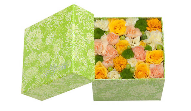 <strong>伊勢丹｜イセタンメンズ レジデンス</strong>　「ニコライ バーグマン」サマーボックスフラワー