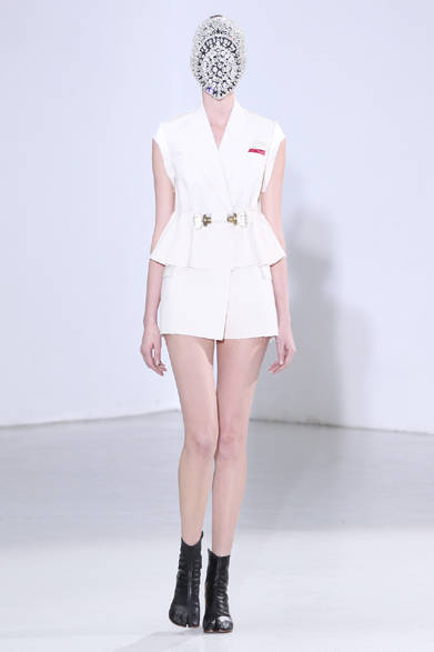 <strong>MAISON MARTIN MARGIELA｜メゾン マルタン マルジェラ</strong>　2012年秋冬アーティザナルコレクション