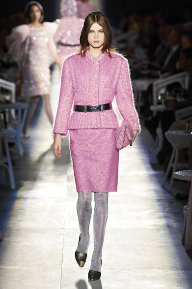 <strong>CHANEL｜シャネル</strong>　2012年秋冬オートクチュールコレクション　© CHANEL