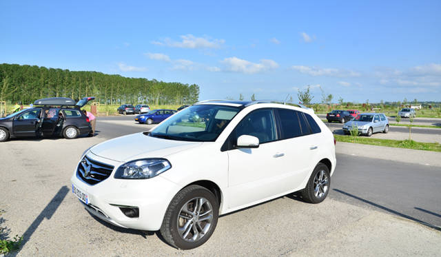 <strong>Renault Koleos BOSE Edition dCi150 4x4｜ルノー コレオス ボーズ エディション dCi150 4x4</strong>
