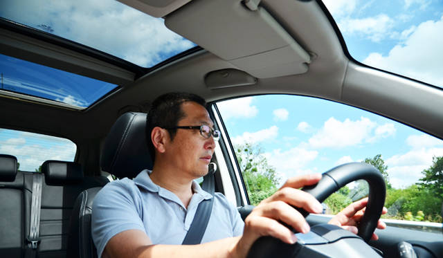 <strong>Renault Koleos BOSE Edition dCi150 4x4｜ルノー コレオス ボーズ エディション dCi150 4x4</strong>