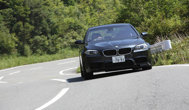 <strong>BMW M5｜ビー・エム・ダブリュー M5</strong>