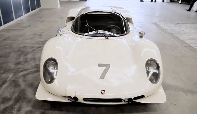 <strong>Porshce Museum Secrets｜ポルシェ ミュージアム シークレッツ</strong> Ollon Villarsのレース用「906」