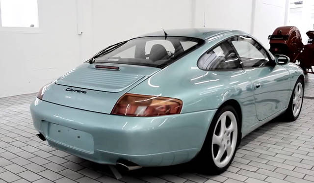 <strong>Porshce Museum Secrets｜ポルシェ ミュージアム シークレッツ</strong> 防弾仕様の996型「911」