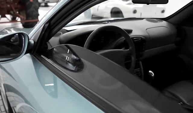 <strong>Porshce Museum Secrets｜ポルシェ ミュージアム シークレッツ</strong> 防弾仕様の996型「911」