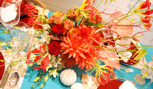 <strong>和気雅美｜FLORALUXE</strong>　青い海と輝く太陽に映えるVacance Flower“Marine Rich”