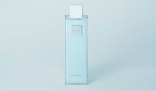 　リフトコンディショナー（収れん化粧水）1万5750円（200ml）