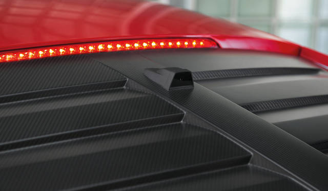 <strong>Audi R8 e-tron｜アウディ R8 イートロン</strong><br />写真はリヤビューカメラ