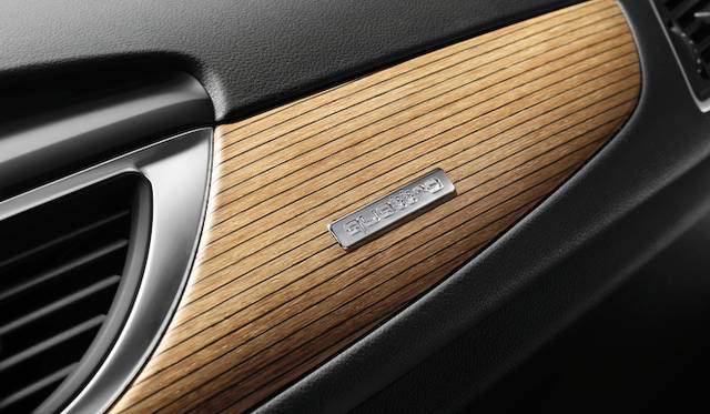 <strong>Audi A6 allroad quattro｜アウディ A6 オールロードクワトロ</strong>