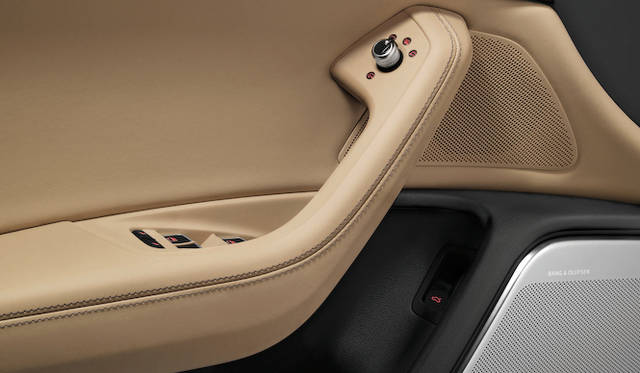 <strong>Audi A6 allroad quattro｜アウディ A6 オールロードクワトロ</strong>