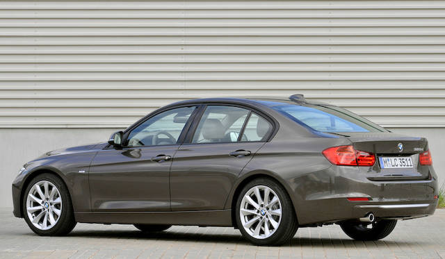 <strong>BMW 320d BluePerformance｜ビー・エム・ダブリュー 320d ブルーパフォーマンス</strong>