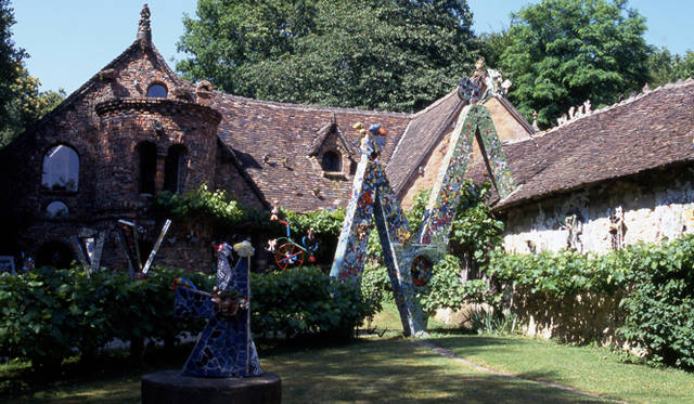 <strong>carnet de jardin｜松永 学</strong> 三角の門をくぐってごらん