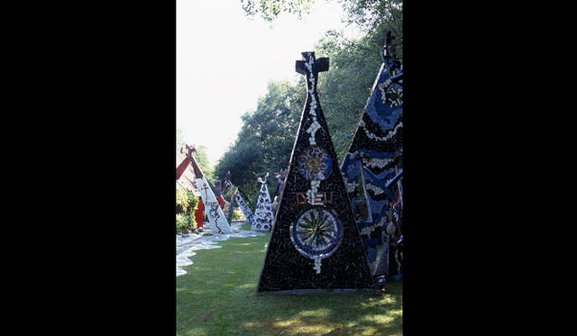 <strong>carnet de jardin｜松永 学</strong> 十字架