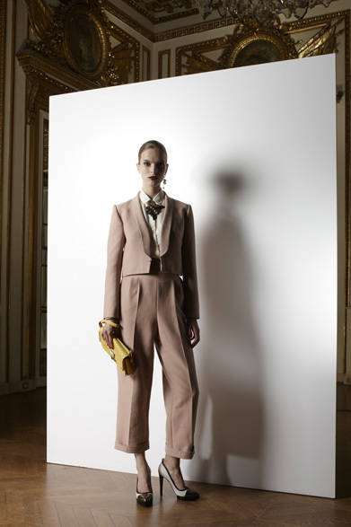 　2013年春夏プレコレクション