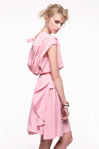 　2013年春夏プレコレクション