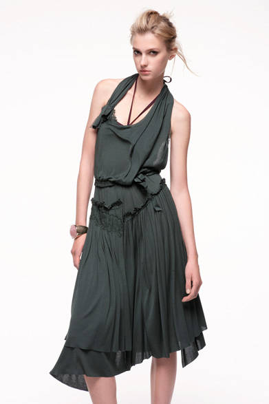 　2013年春夏プレコレクション