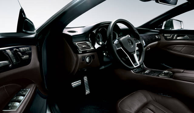 <strong>Mercedes-Benz CLS-Class｜メルセデス・ベンツ CLSクラス</strong>