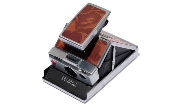 <strong>「IMPOSSIBLE for BAPE®」</strong> POLAROID SX-70 LAND CAMERA