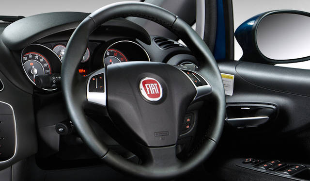 <strong>Fiat Punto｜フィアットプント</strong>　