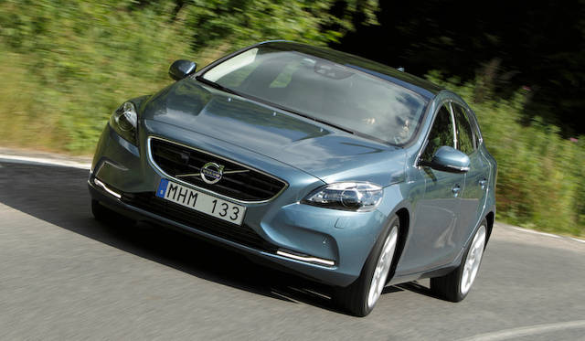 <strong>Volvo V40｜ボルボV40</strong>