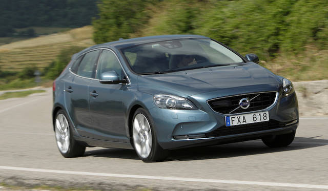 <strong>Volvo V40｜ボルボV40</strong>