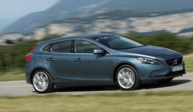 <strong>Volvo V40｜ボルボV40</strong>