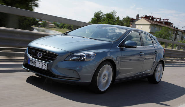 <strong>Volvo V40｜ボルボV40</strong>