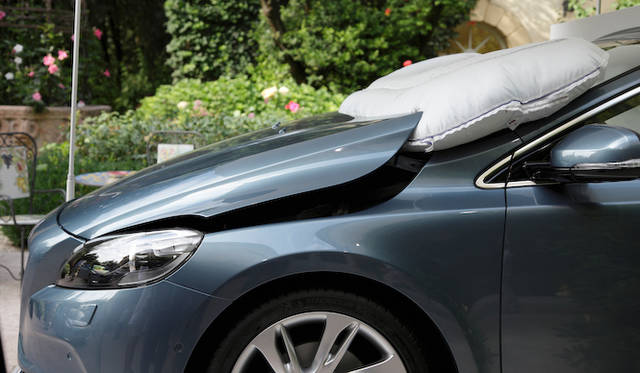 <strong>Volvo V40｜ボルボV40</strong>