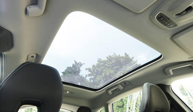 <strong>Volvo V40｜ボルボV40</strong>