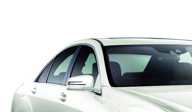 <strong>Mercedes-Benz S-Class S 550 BlueEFFICIENCY long GrandEdition<br />メルテゼス・ベンツ Sクラス S 550 ブルーエフィシエンシー ロング グランドエディション</strong>