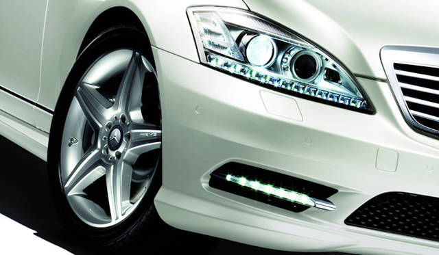 <strong>Mercedes-Benz S-Class S 550 BlueEFFICIENCY long GrandEdition<br />メルテゼス・ベンツ Sクラス S 550 ブルーエフィシエンシー ロング グランドエディション</strong>