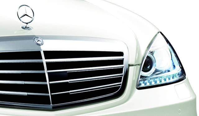 <strong>Mercedes-Benz S-Class S 550 BlueEFFICIENCY long GrandEdition<br />メルテゼス・ベンツ Sクラス S 550 ブルーエフィシエンシー ロング グランドエディション</strong>