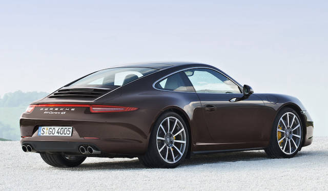 <strong>Porsche 911 Carrera4S｜ポルシェ911カレラ4S</strong>