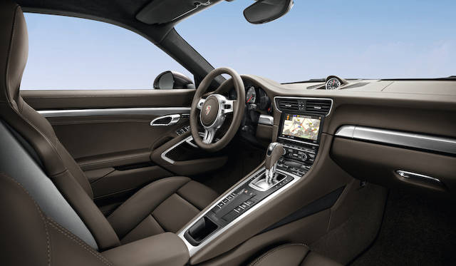 <strong>Porsche 911 Carrera4S｜ポルシェ911カレラ4S</strong>