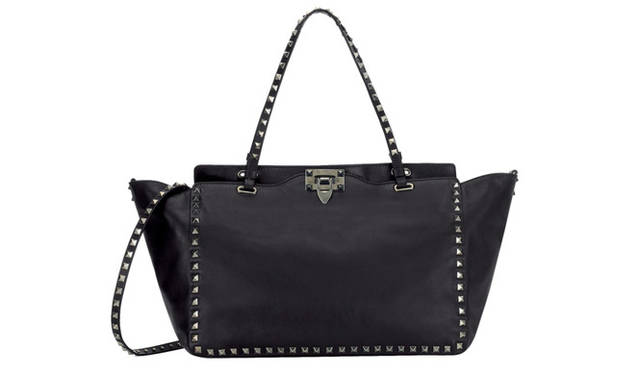 <strong>VALENTINO GARAVANI│ヴァレンティノ ガラヴァーニ</strong>　カーフレザーのトートバッグ  [W32 ×H26 ×D13cm] 28万3500円