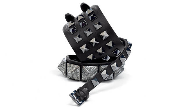 <strong>VALENTINO GARAVANI│ヴァレンティノ ガラヴァーニ</strong>　 優雅さと大胆さを併せもったノワールカプセルコレクション 