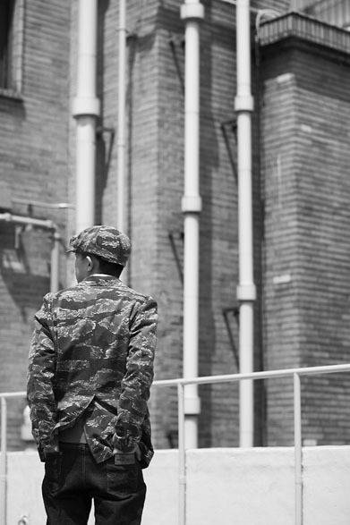 <strong>Mr.BATHING APE®｜ミスター ベイシング エイプ</strong>　2012-13年秋冬コレクション　© NOWHERE CO.,Ltd. All rights reserved.