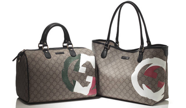 <strong>GUCCI｜グッチ</strong>　ハンドバッグ[W33×H27×D17 cm]　8万9250円（左）、トートバッグ[W35×H26×D15 cm]　8万9250円