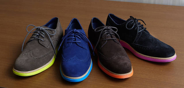 <strong>COLE HAAN｜コール ハーン</strong><br />ルナグランド ウィングチップは全4色。各3万9900円