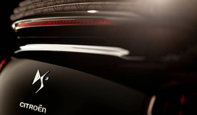 <strong>Citroen DS3 cabrio｜シトロエン DS3 カブリオ</strong>