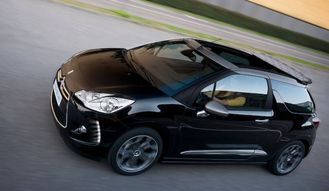 <strong>Citroen DS3 cabrio｜シトロエン DS3 カブリオ</strong>